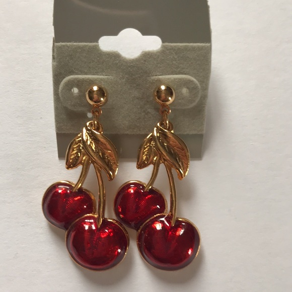 Vintage Pierced Earring Collection - Picture 6 of 8